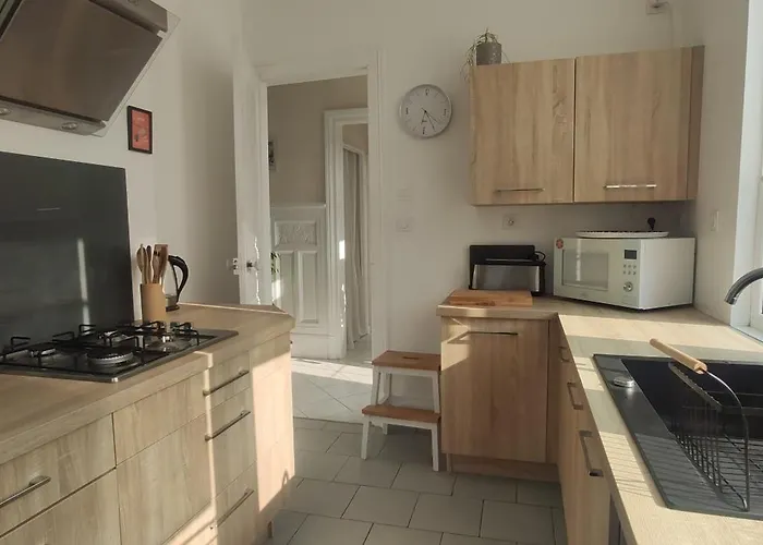 Des Roses, Comme A La Maison * Cherbourg-en-Cotentin